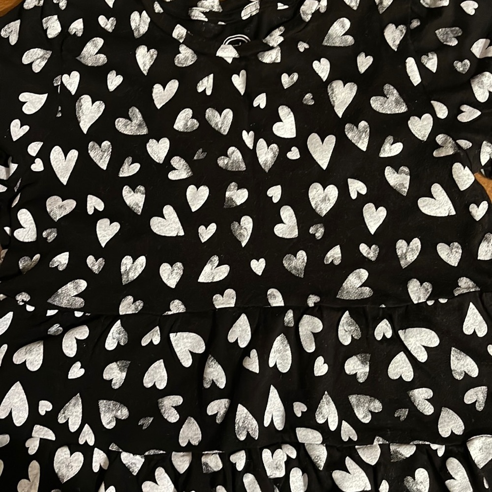 Black and Gray heart top
